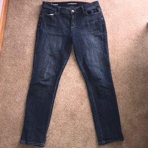 Boyfriend cut skinny jeans